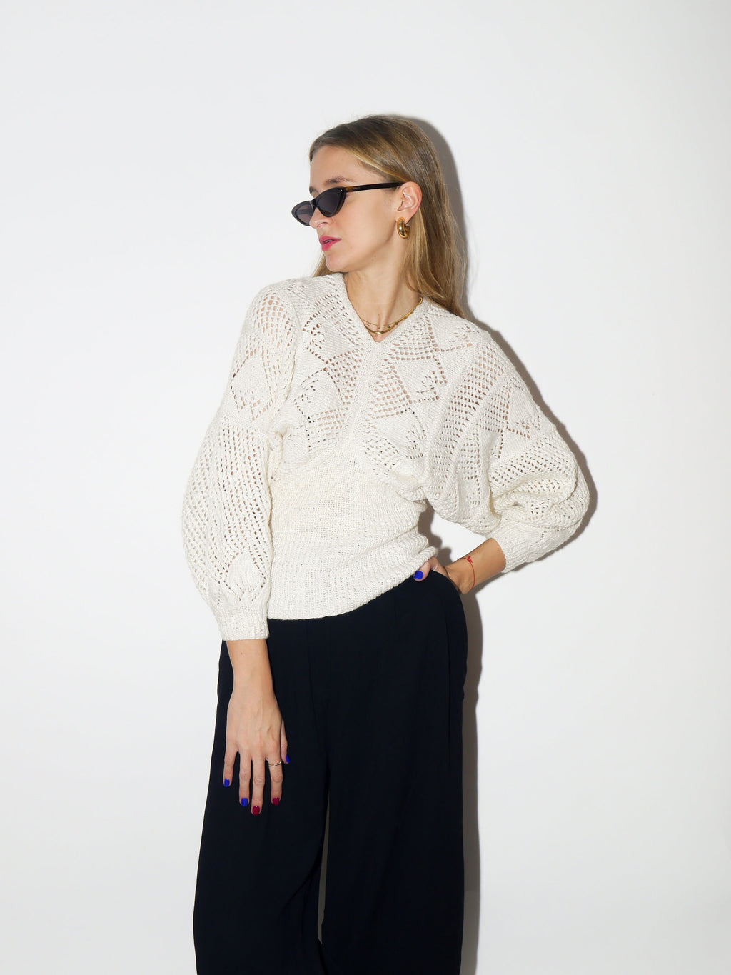 VINTAGE Handmade Wool Sweater from 1980s | Eggshell Cream Batwing Fit Sweater