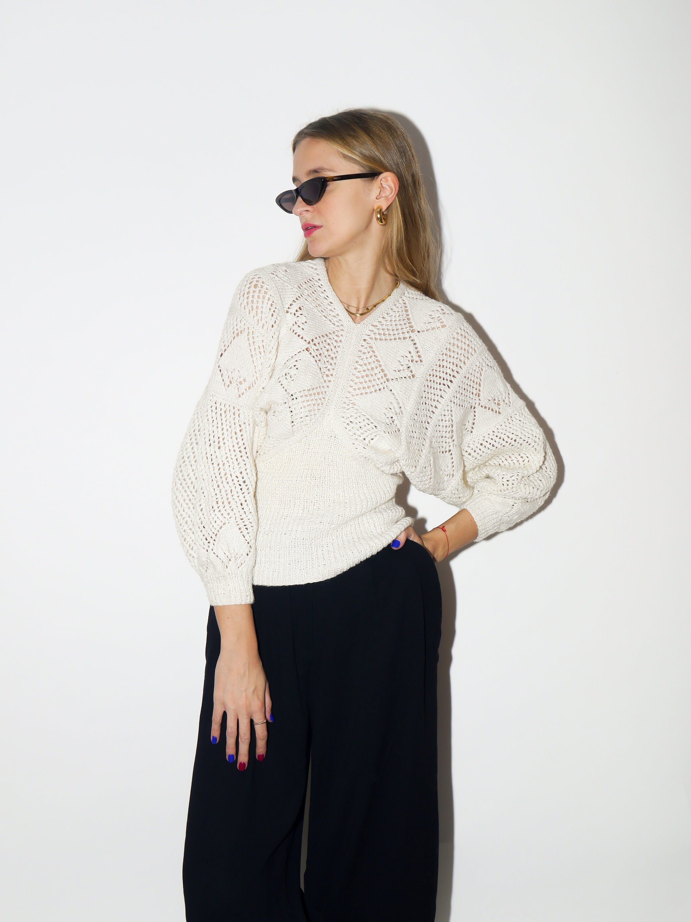 VINTAGE Handmade Wool Sweater from 1980s | Eggshell Cream Batwing Fit Sweater