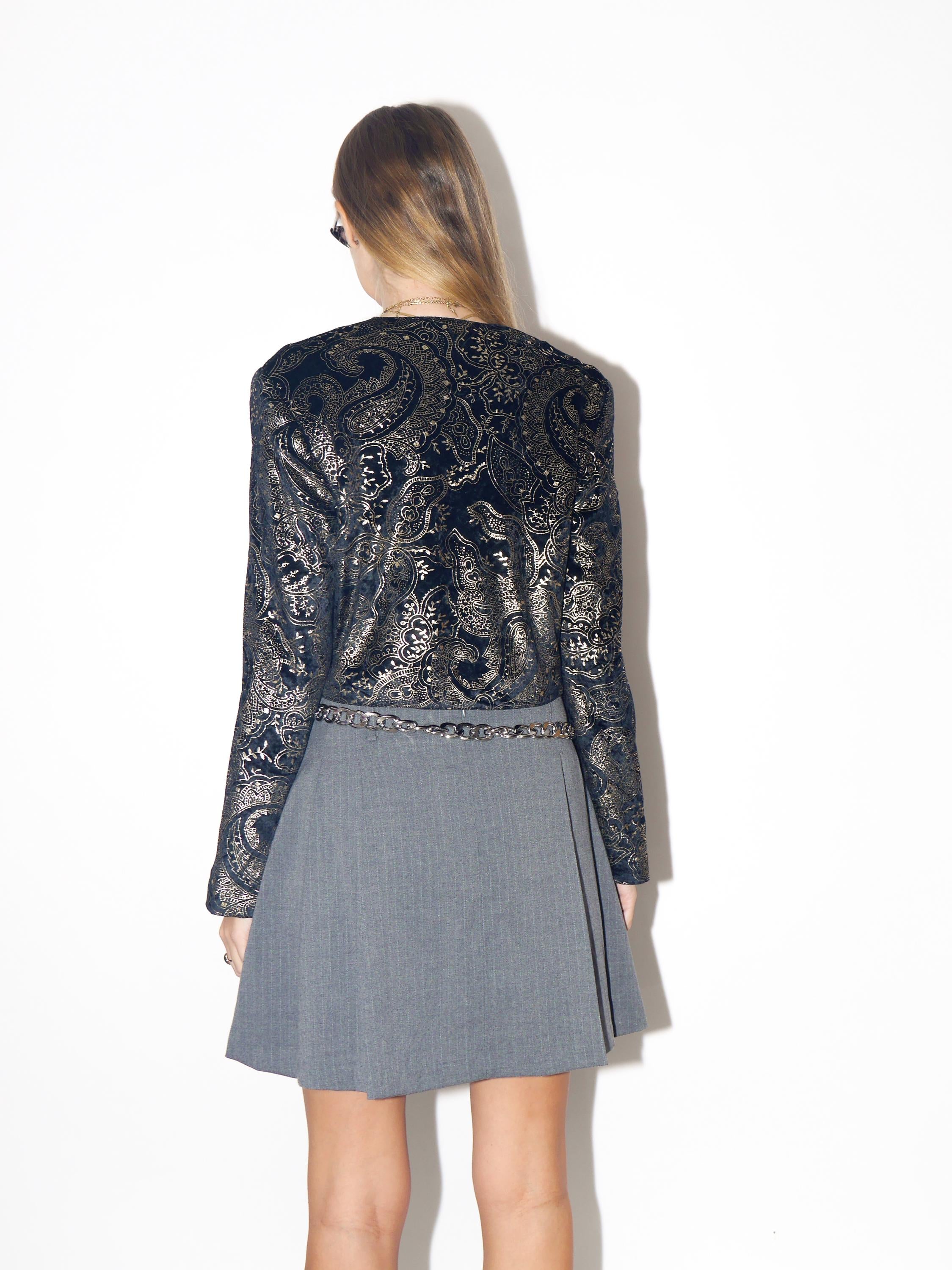 VINTAGE Black Velvet Cropped Blazer With Gold Metallic Pattern And Shoulder Pads From The 1980s By Vera Mont