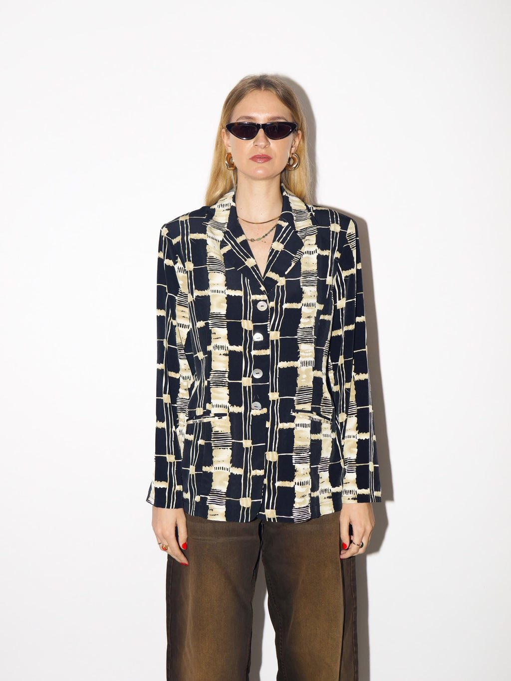 VINTAGE blazer in black and beige geometric print with shoulder pads from 1980s