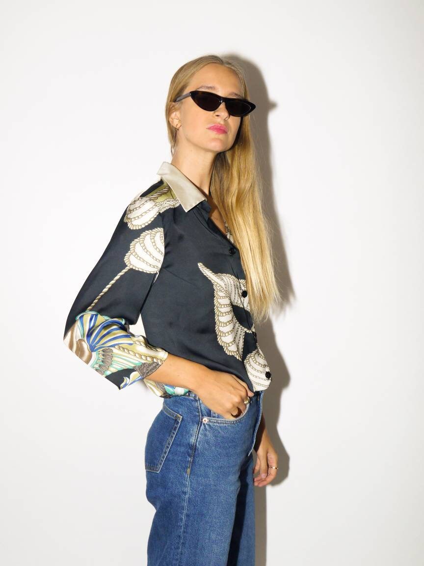 VINTAGE shirt 80s | 2 toned off-white and black buttoned blouse with collar | marine pattern shirt | Silky shirt | modopol