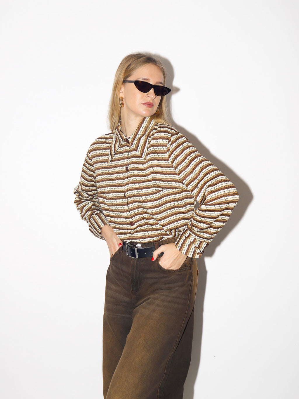 VINTAGE blouse from 1970s with statement collar in beige brown stripes by Apart®