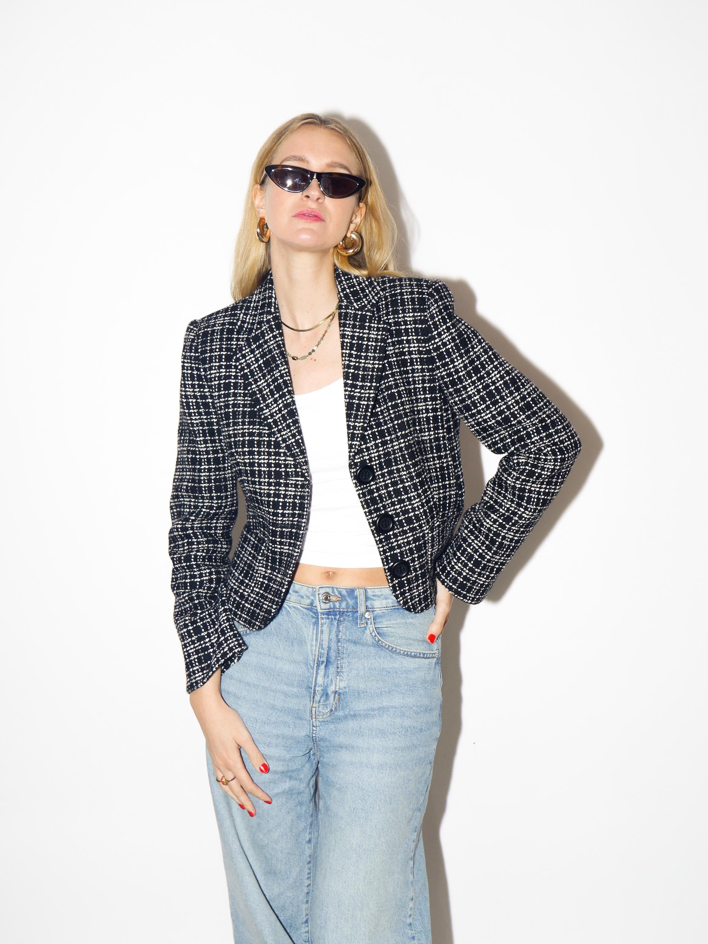 VINTAGE wool blazer, fitted black and white short blazer by Un Deux Trois® Paris