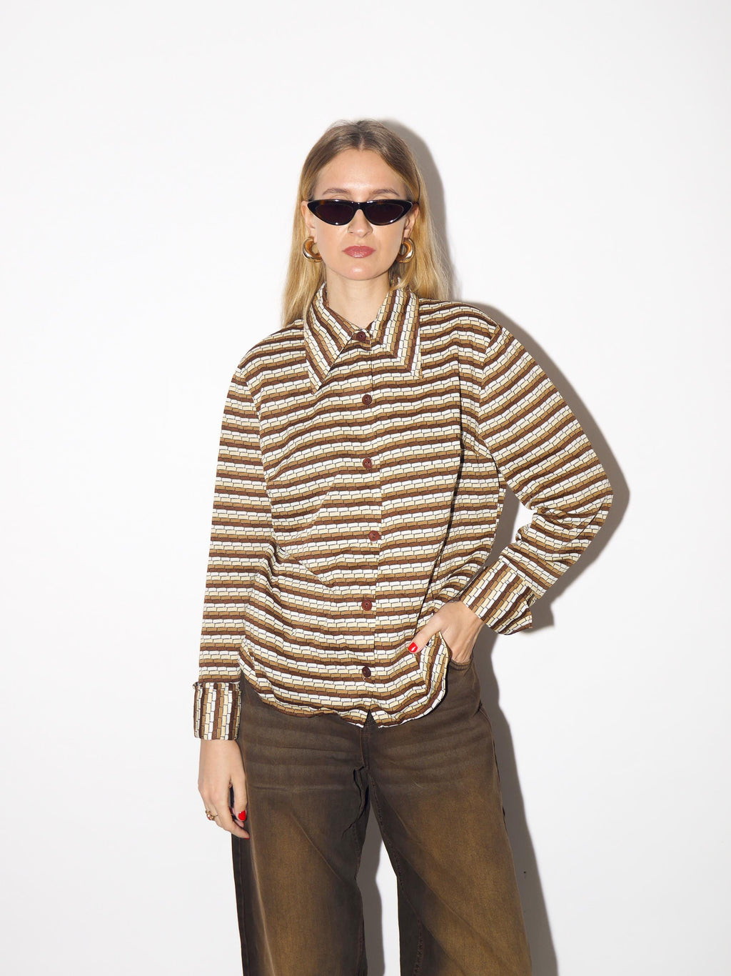 VINTAGE blouse from 1970s with statement collar in beige brown stripes by Apart®