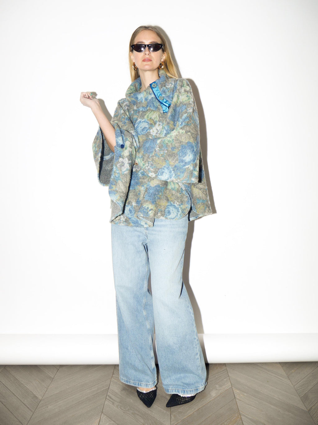 VINTAGE Blue 100% Wool Poncho with Floral Pattern | Handmade Warm Retro Poncho