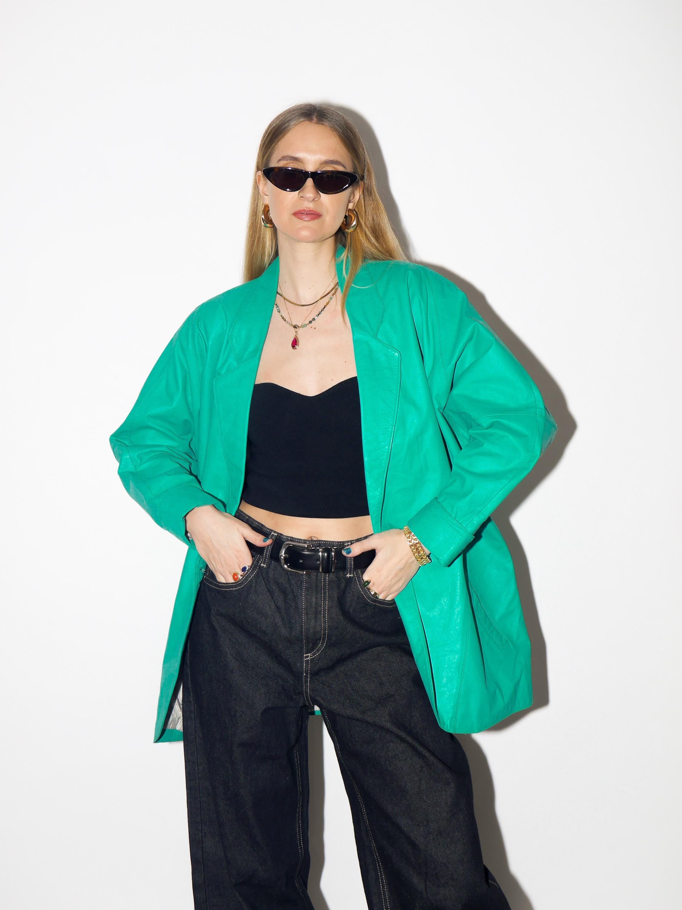 VINTAGE green leather jacket from 1980s, retro oversize green leather blazer