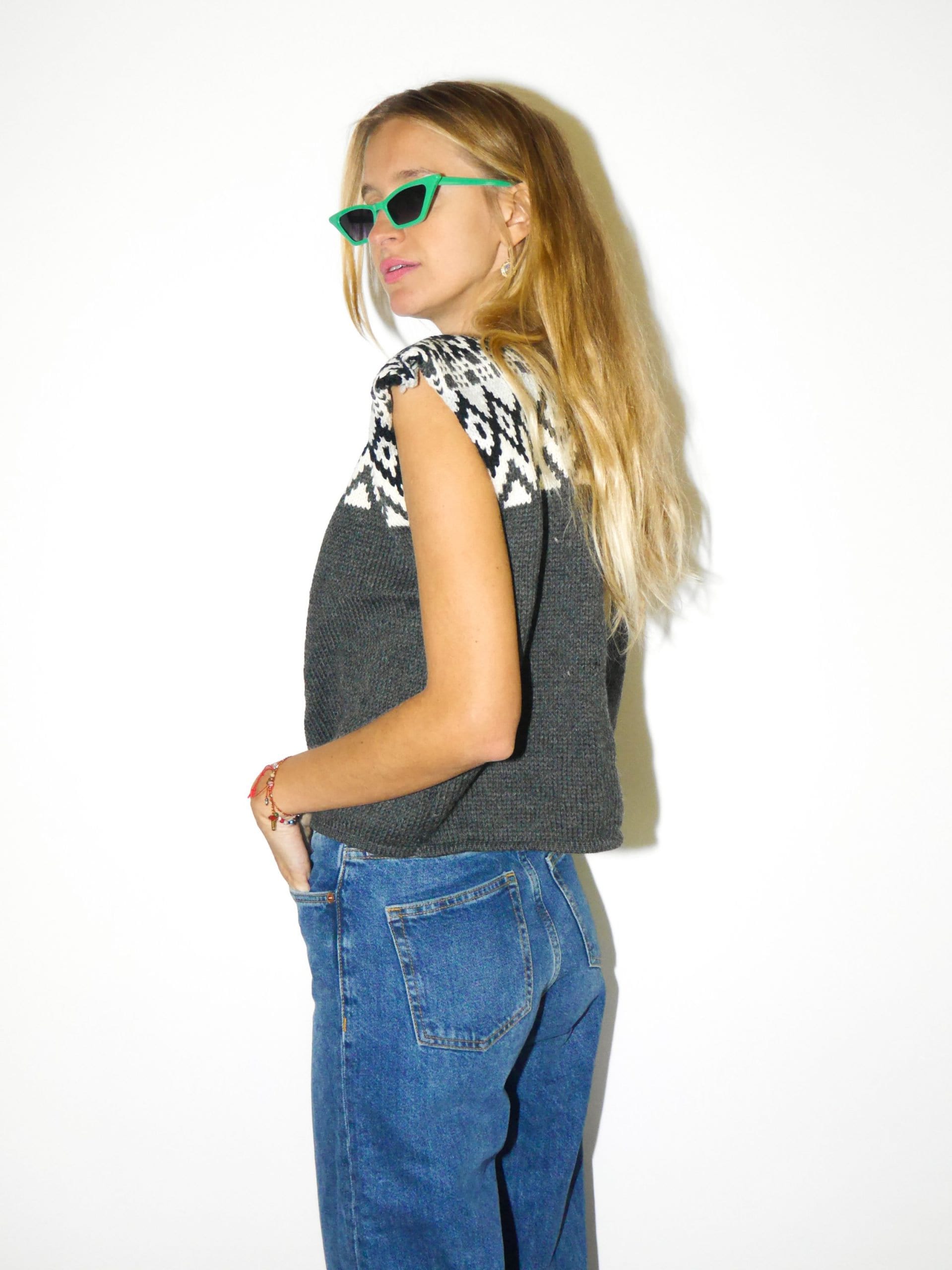 WINTAGE wool vest in grey/white from 1980s | vintage handmade sweater vest