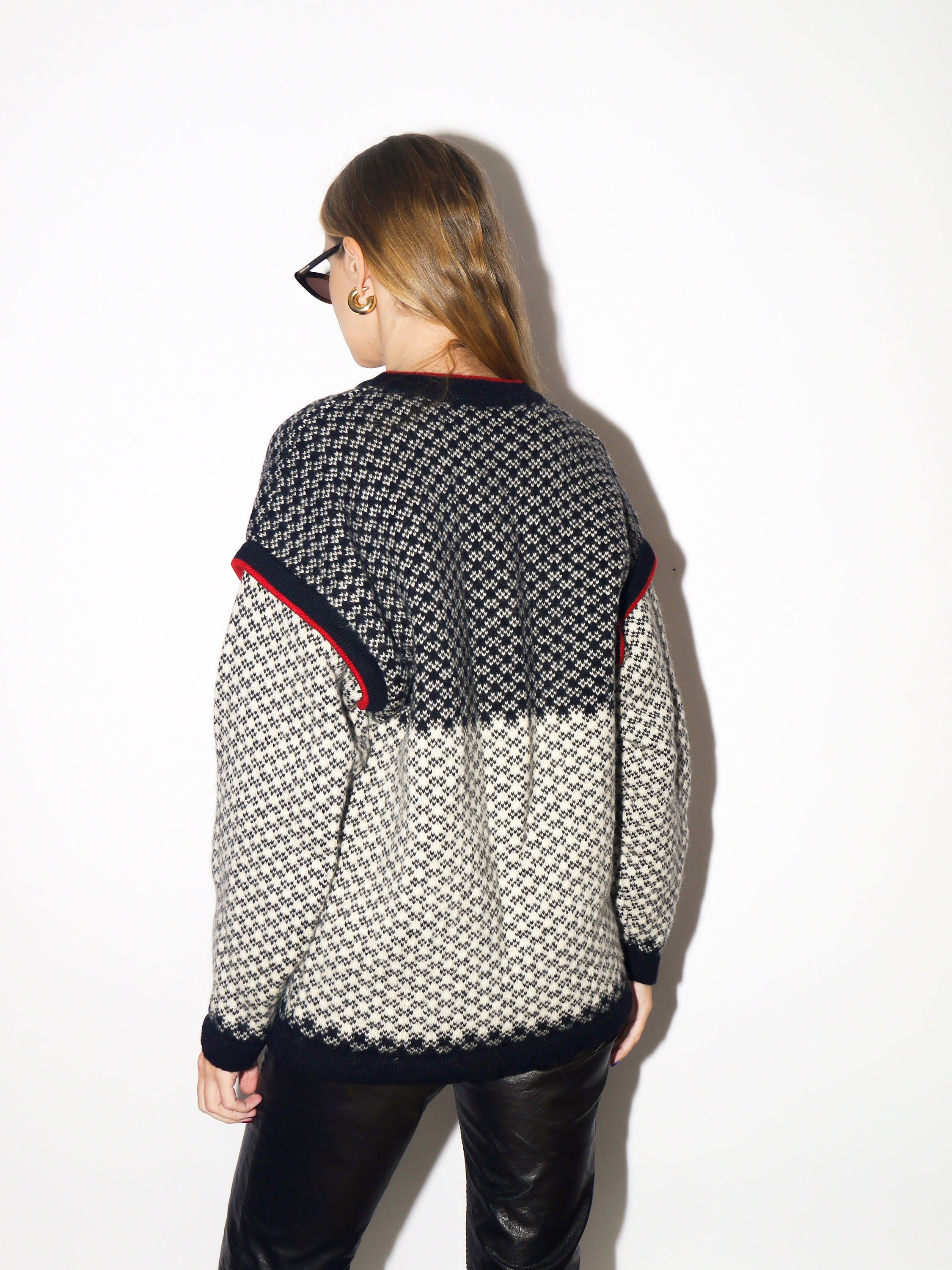 VINTAGE 100% wool sweater 1980s | Skjaeveland of Norway oversized warm sweater | winter stylish sweater | black and white pullover