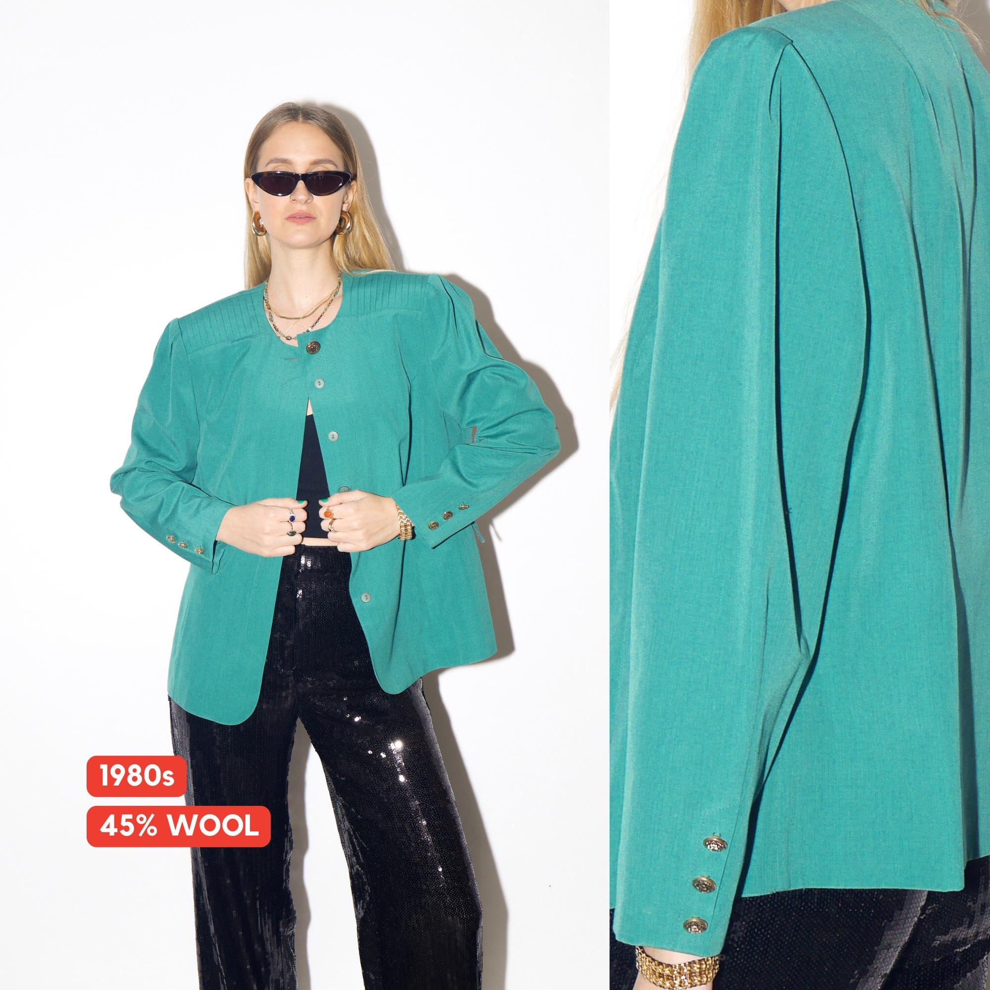 VINTAGE wool green blazer from 1980s with big shoulder pads by Creation Atelier®