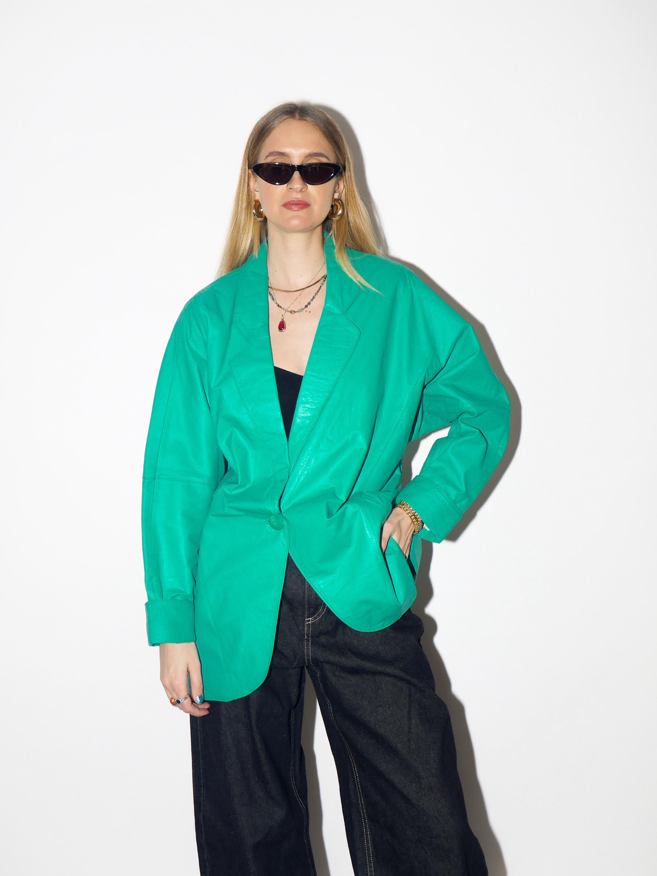 VINTAGE green leather jacket from 1980s, retro oversize green leather blazer