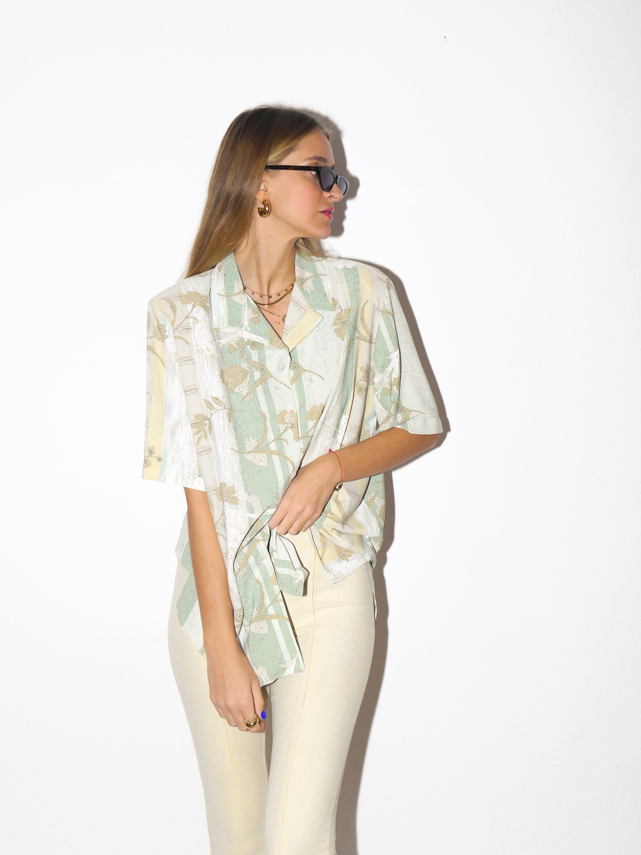 VINTAGE short sleeve shirt 1980s | shirt with shoulder pads in green and beige pattern | retro oversize unisex shirt
