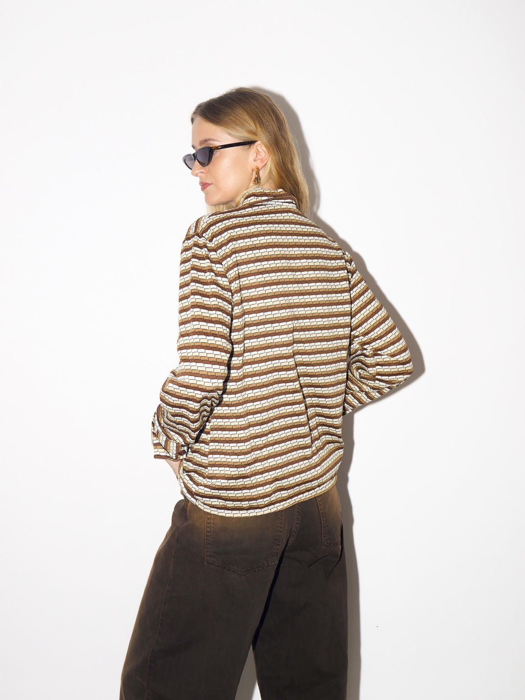 VINTAGE blouse from 1970s with statement collar in beige brown stripes by Apart®