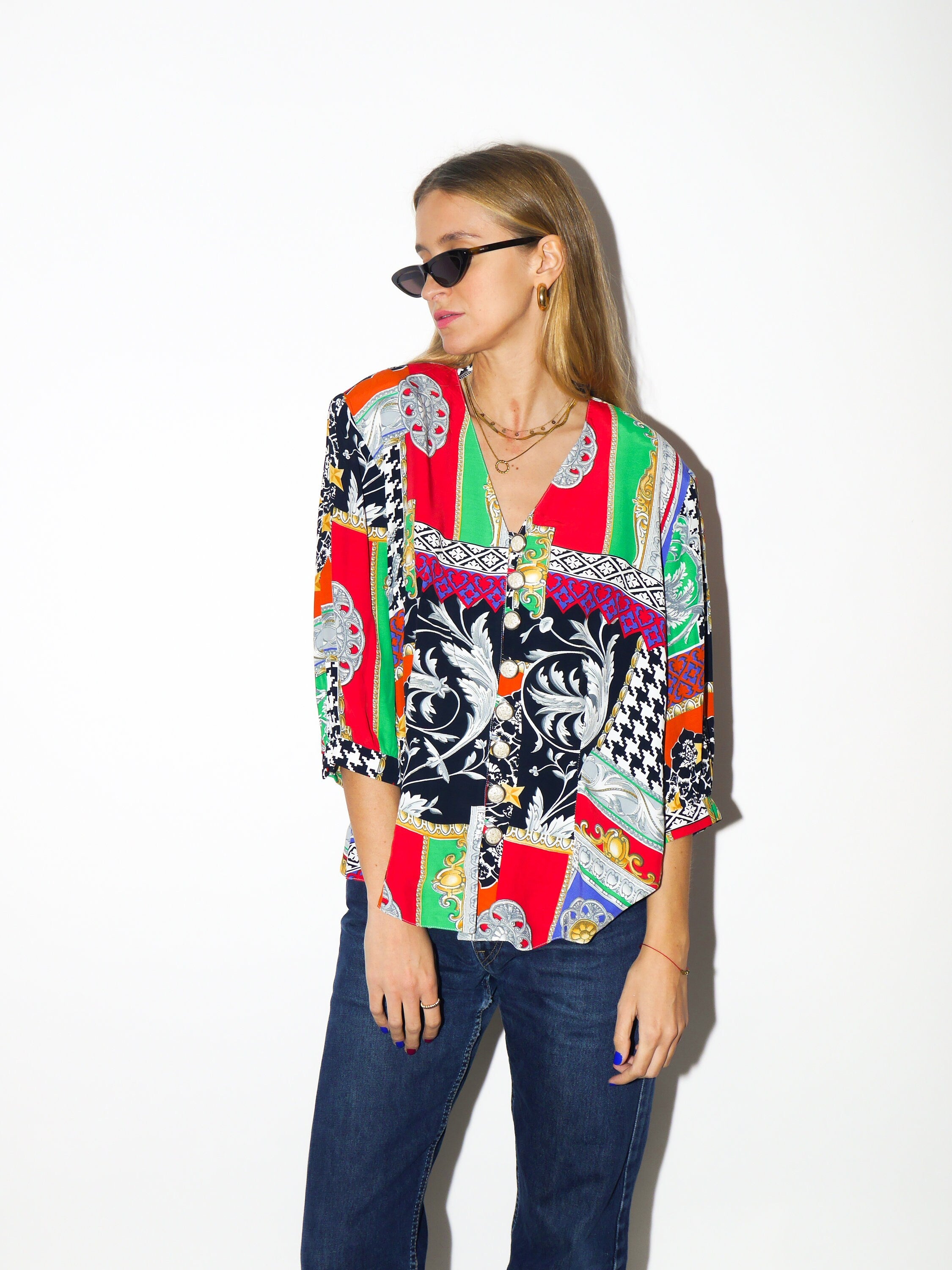 VINTAGE 100% Viscose shirt 1980s | Creation Harmante Viscose 3/4 sleeve blouse | v-neck shirt | colorful vintage shirt | shoulder pads