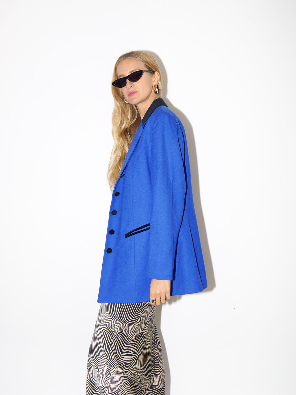 1980s Blue Wool Blazer - Vintage Waisted Blazer with Velour Collar and Buttons by Avance Creation, Retro Fashion Clothing for Women