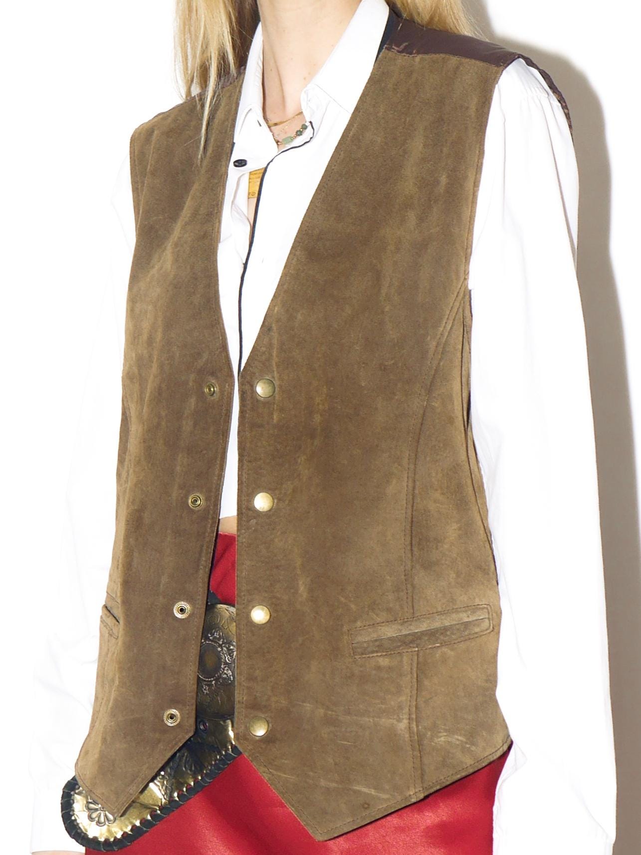 VINTAGE bronze suede vest from 1990s in light brown leather in oversize fit