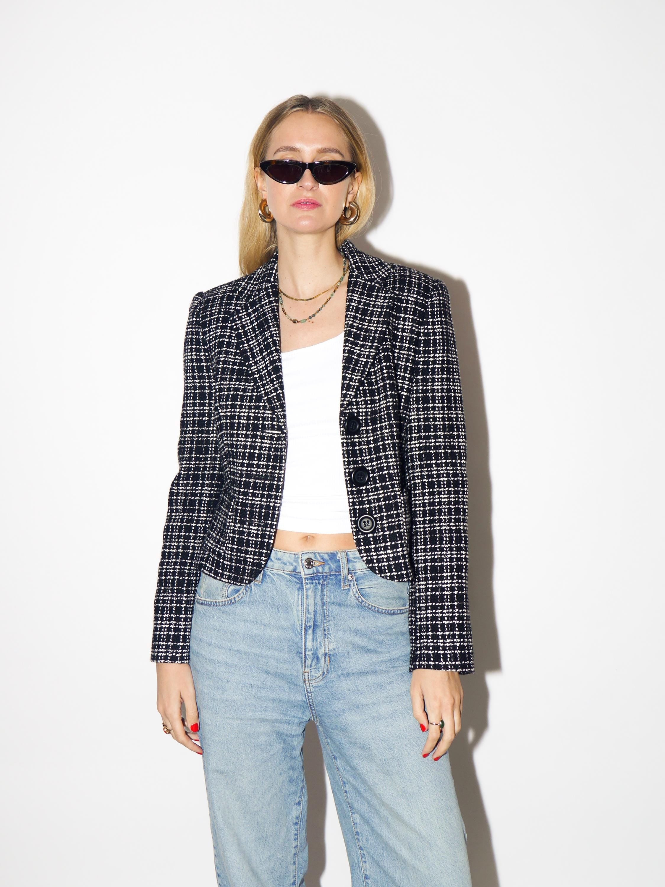 VINTAGE wool blazer, fitted black and white short blazer by Un Deux Trois® Paris