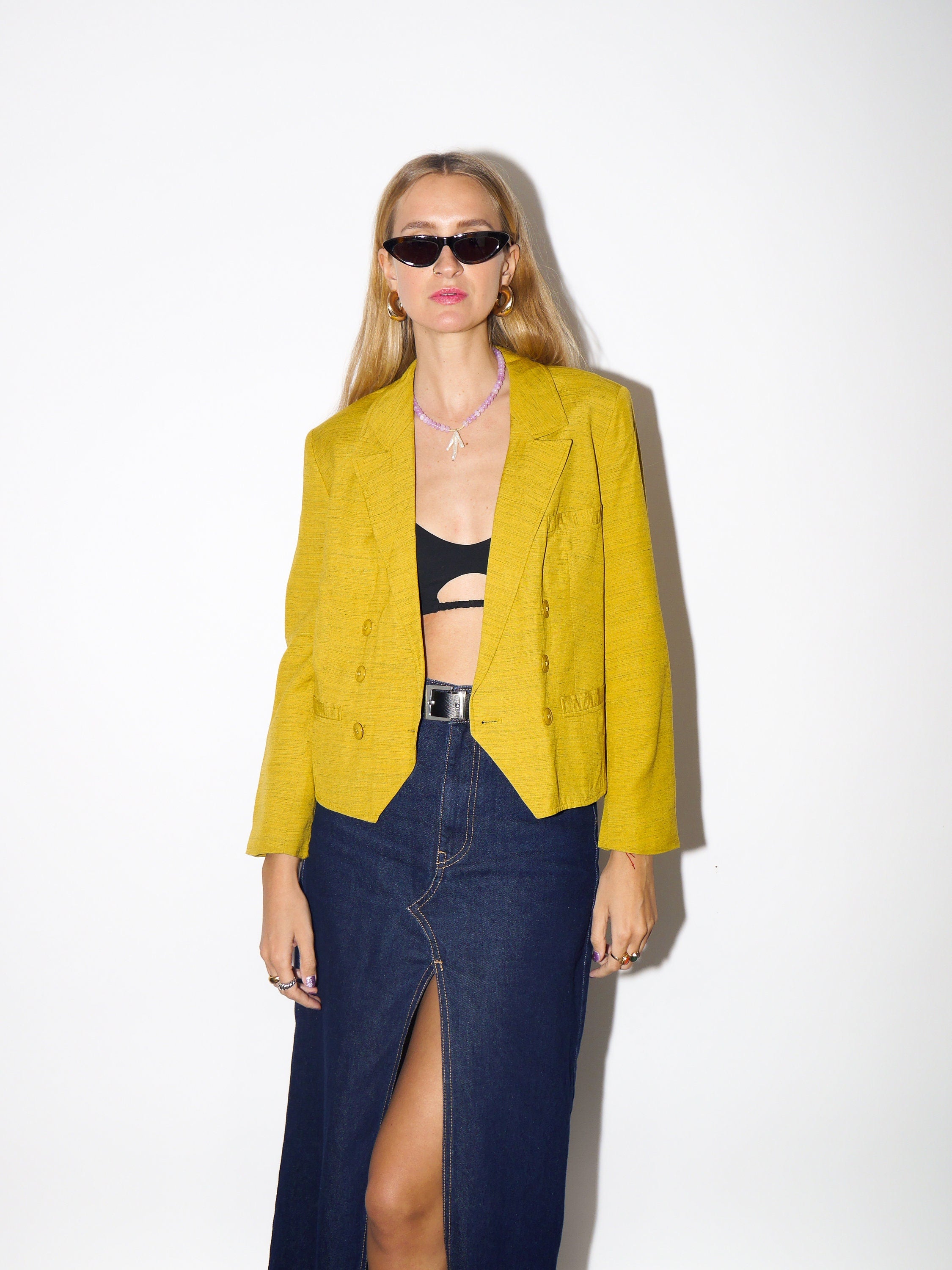 VINTAGE mustard viscose and linen womens short double-breasted blazer from 1980s | oversize retro blazer by Hokla Modell®