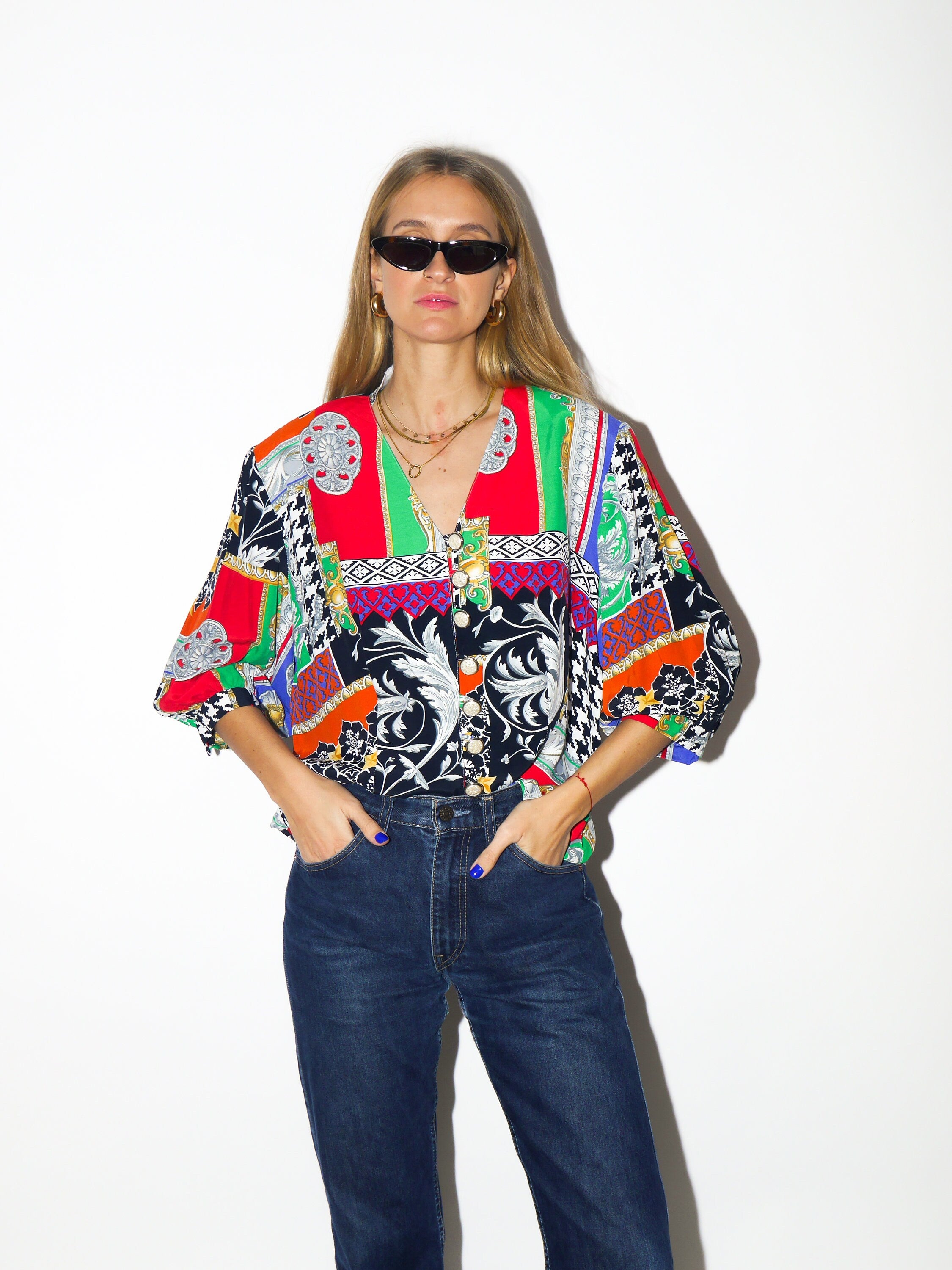 VINTAGE 100% Viscose shirt 1980s | Creation Harmante Viscose 3/4 sleeve blouse | v-neck shirt | colorful vintage shirt | shoulder pads