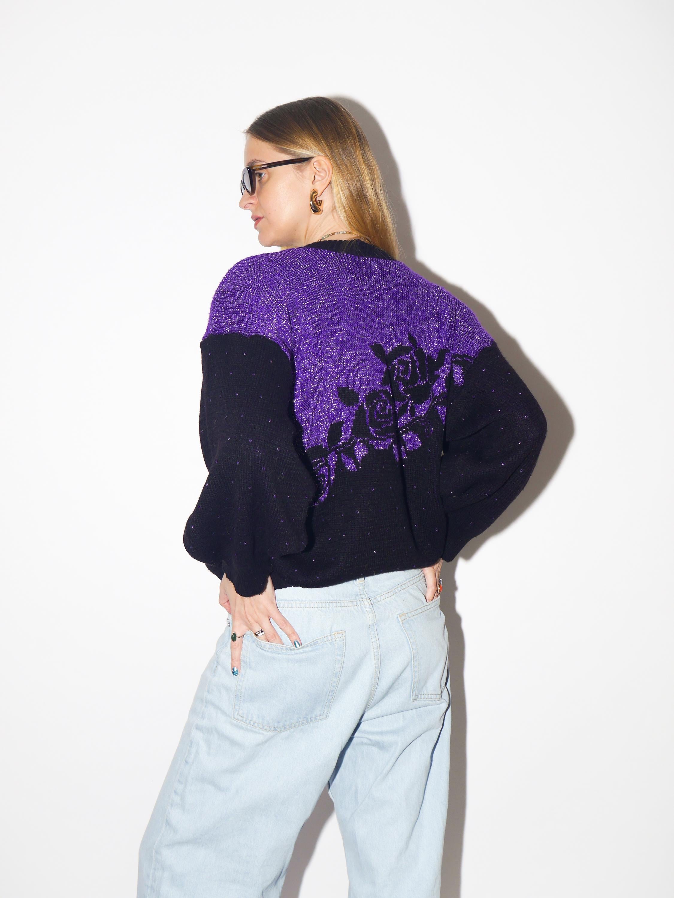 VINTAGE purple metalic sweater from 1980s in floral pattern and oversize fit