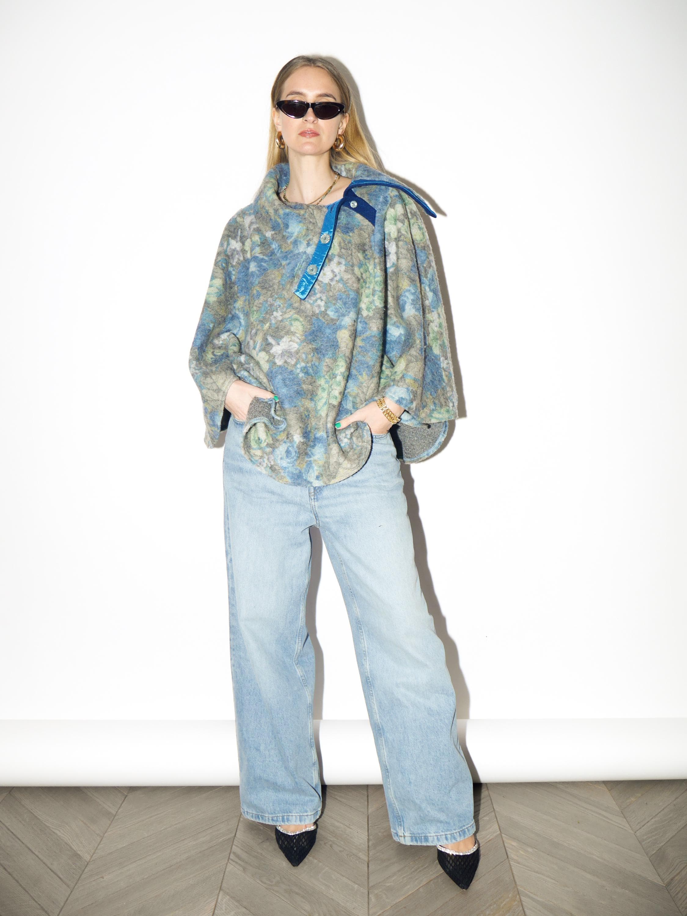 VINTAGE Blue 100% Wool Poncho with Floral Pattern | Handmade Warm Retro Poncho