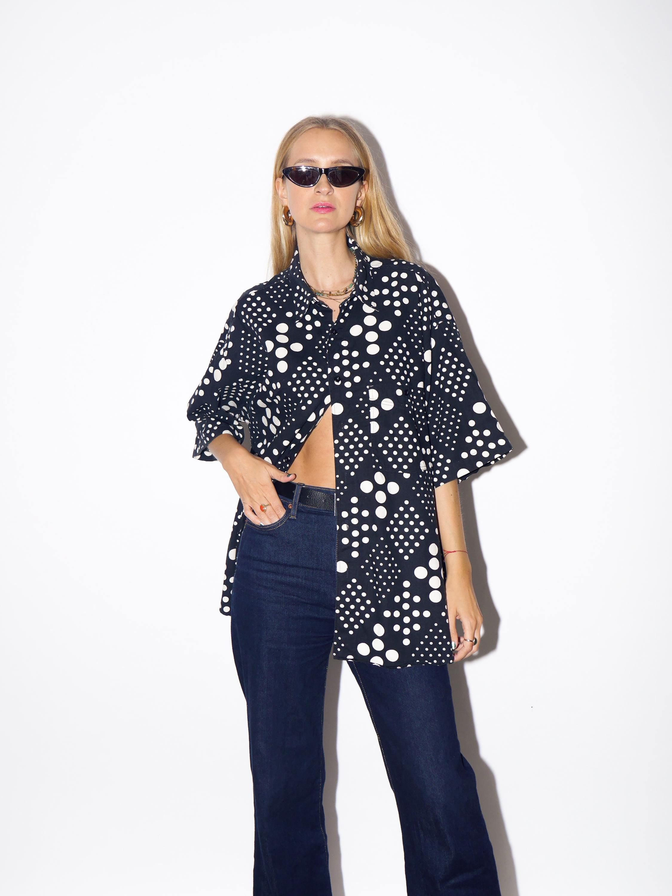 1980s Black Polka Dot Shirt - Vintage Oversize Short Sleeve Buttoned Shirt in Cotton Fabric, Retro Fashion Clothing for Women