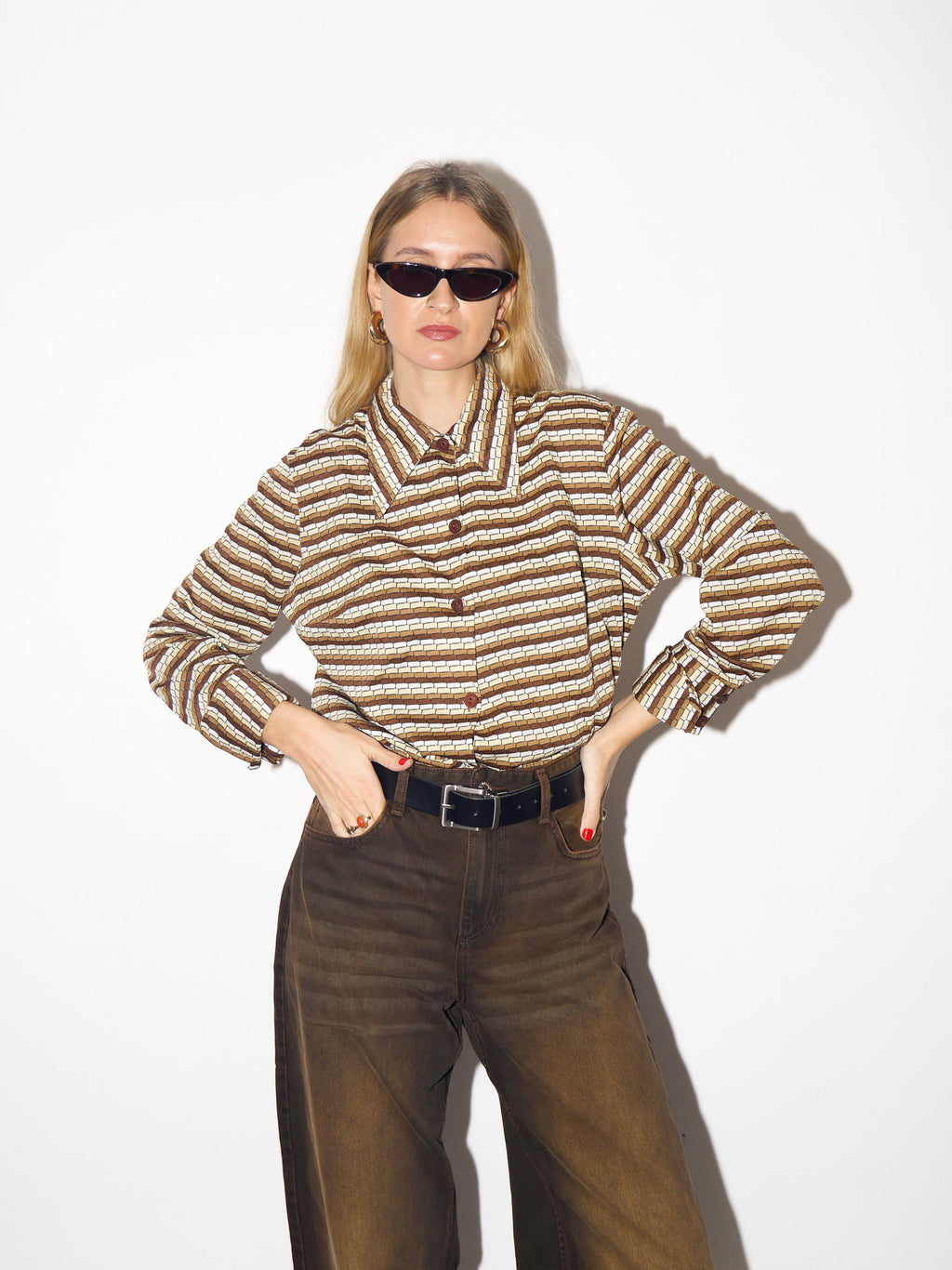 VINTAGE blouse from 1970s with statement collar in beige brown stripes by Apart®
