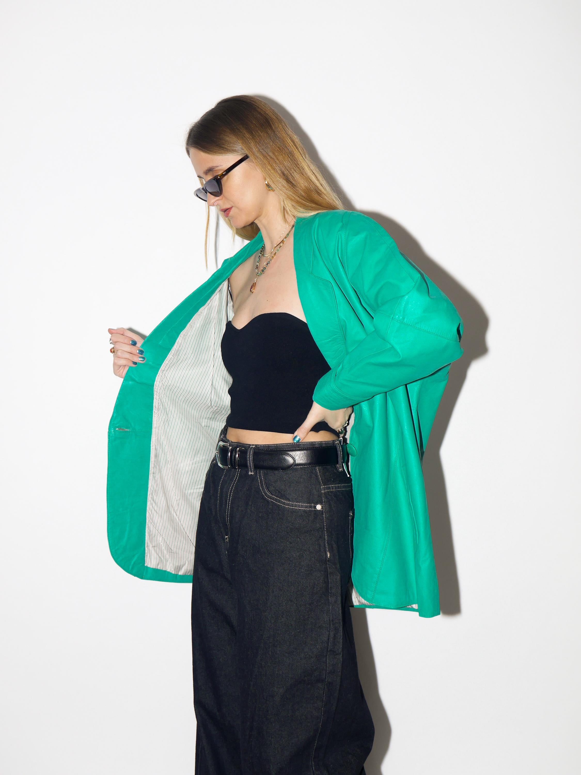 VINTAGE green leather jacket from 1980s, retro oversize green leather blazer